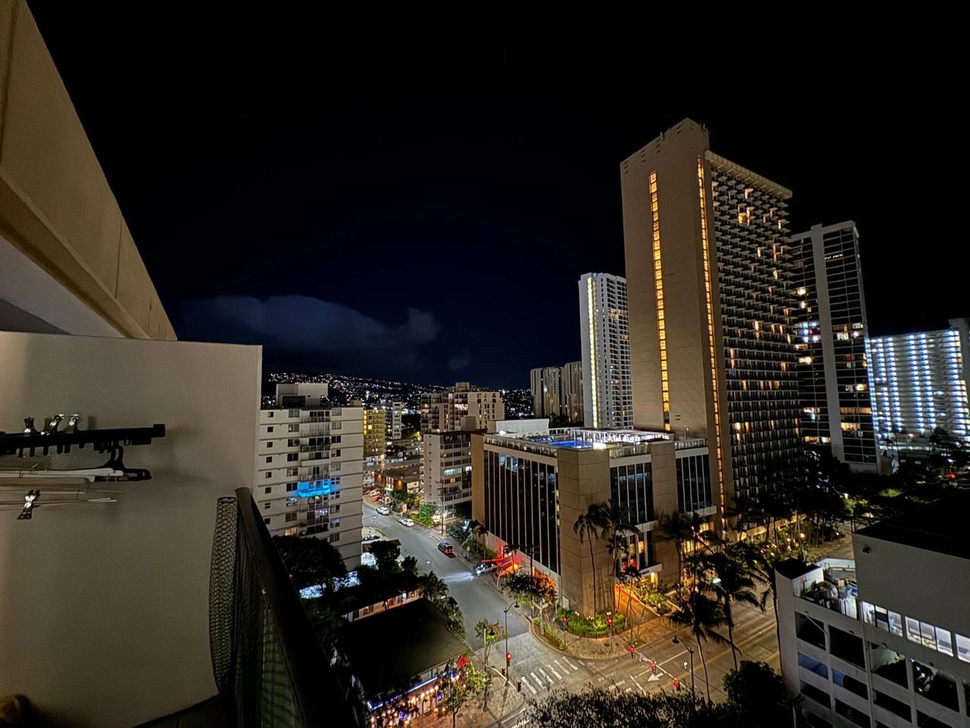 Aloha Waikiki Condo 2Beds, 2Baths, Free Parking. 檀香山 外观 照片